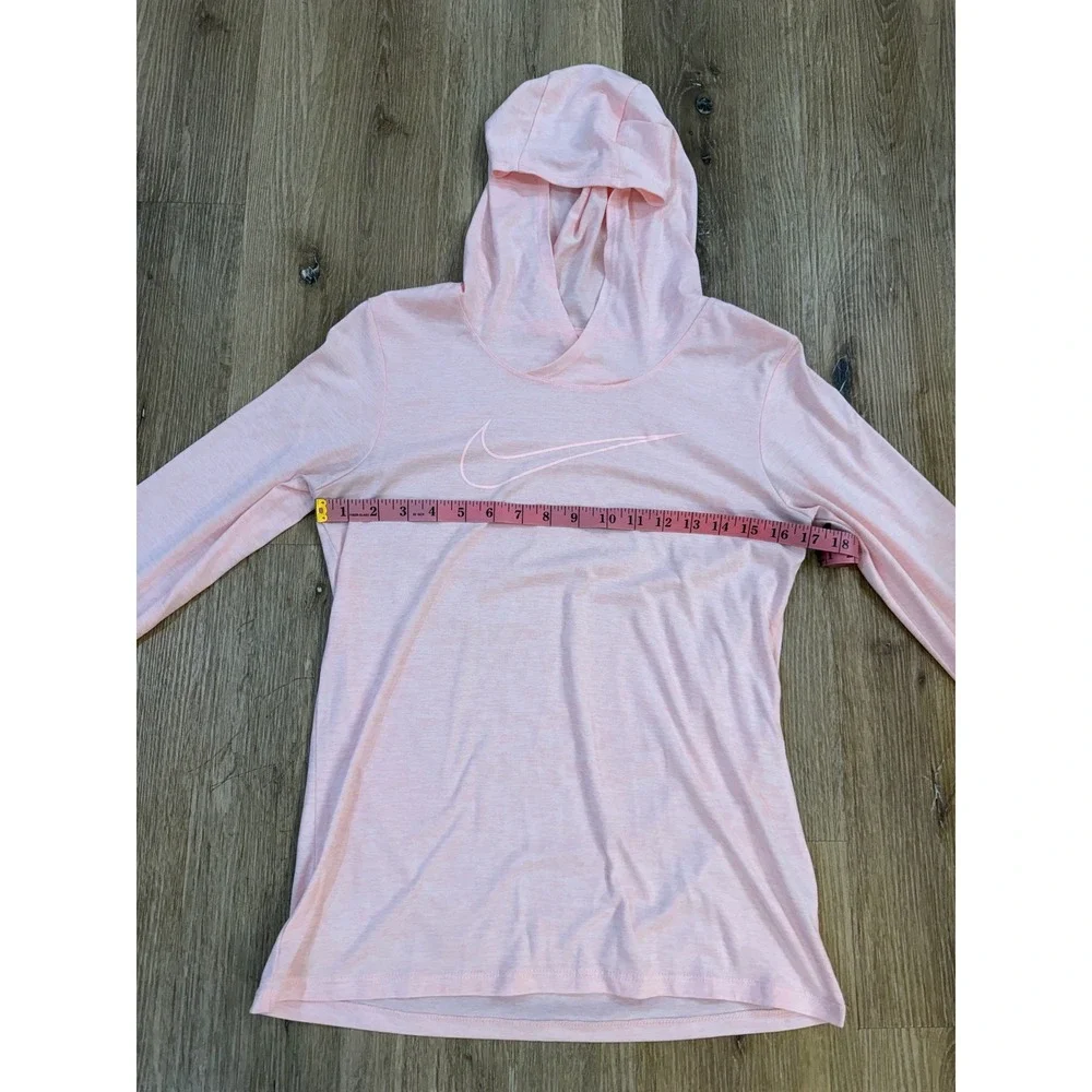 Nike Hoodie Women S Pink Dri-FIT Long Sleeve Athletic Swoosh‎ 930391-646